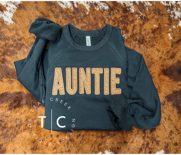 Auntie tooled sweatshirt (black)