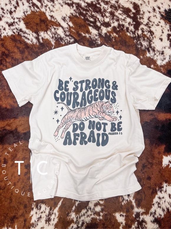 Be strong tee ￼