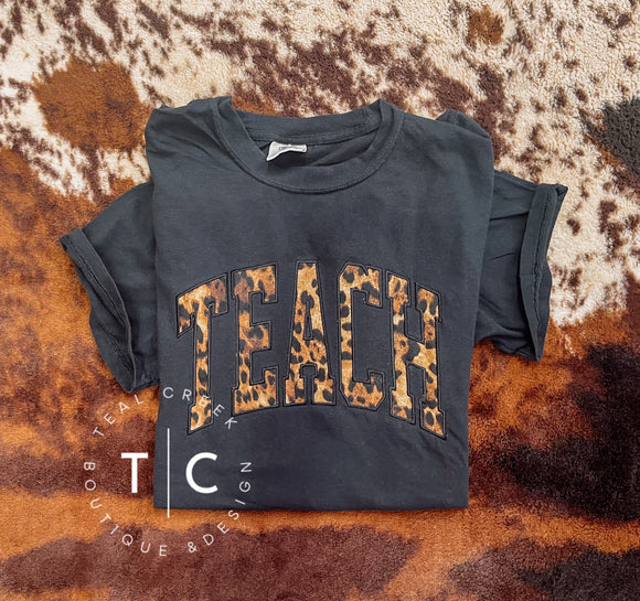 Teach tee (cheetah/ black)
